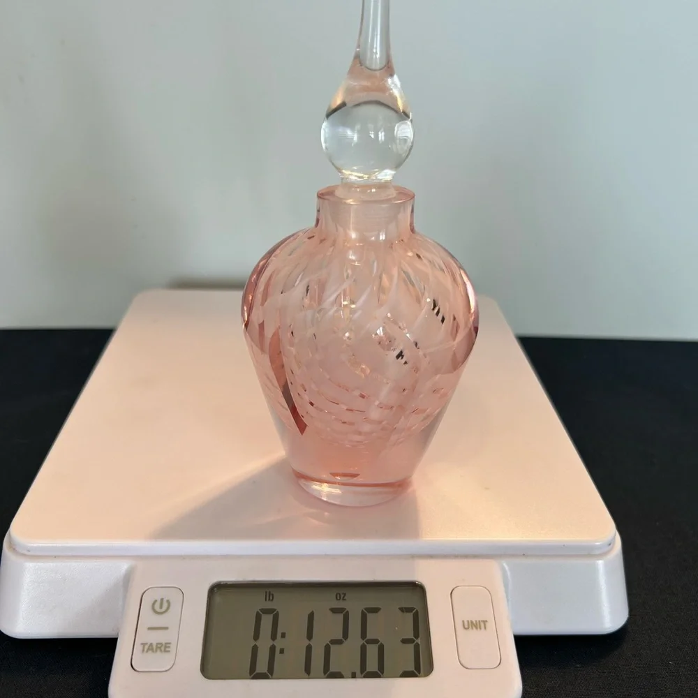Perfume bottle 1930s collectible vintage perfume bottle Antique pink glass - Picture 9 of 9